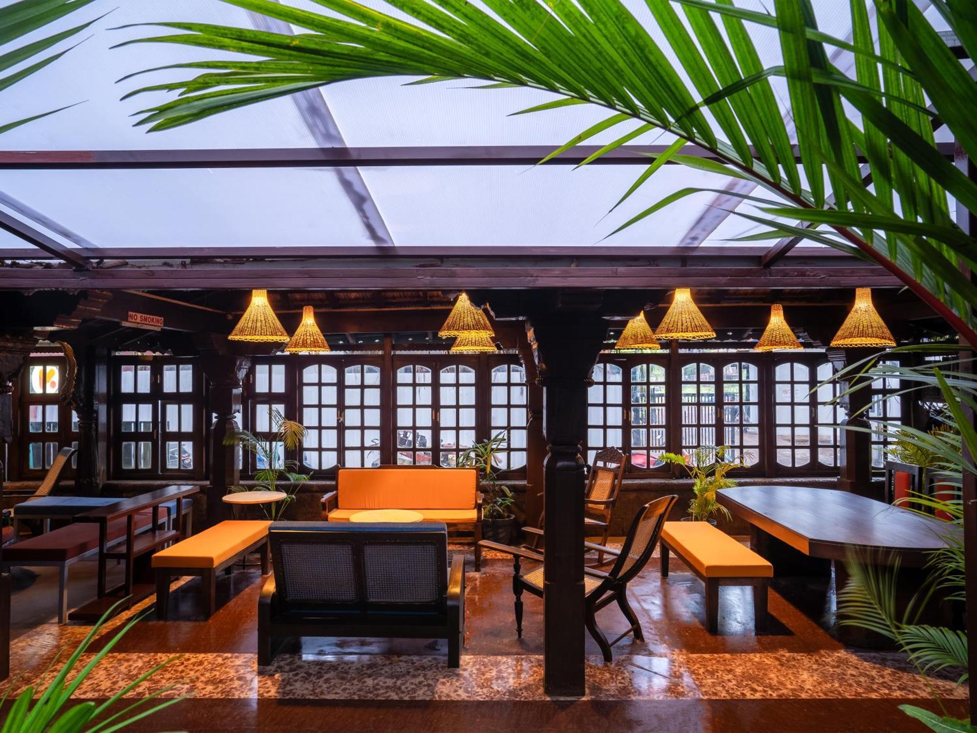 Madpackers Goa Anjuna - Bar Εξωτερικό φωτογραφία