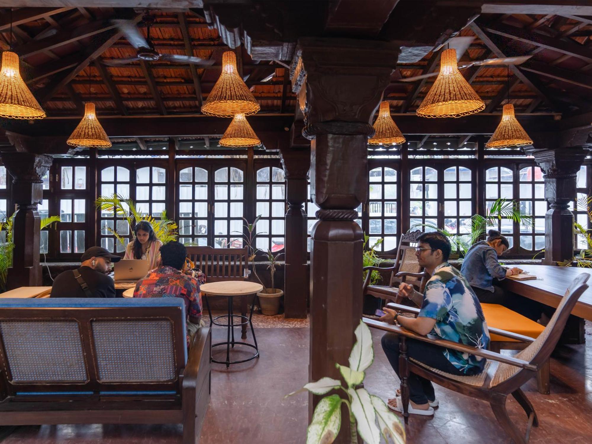 Madpackers Goa Anjuna - Bar Εξωτερικό φωτογραφία