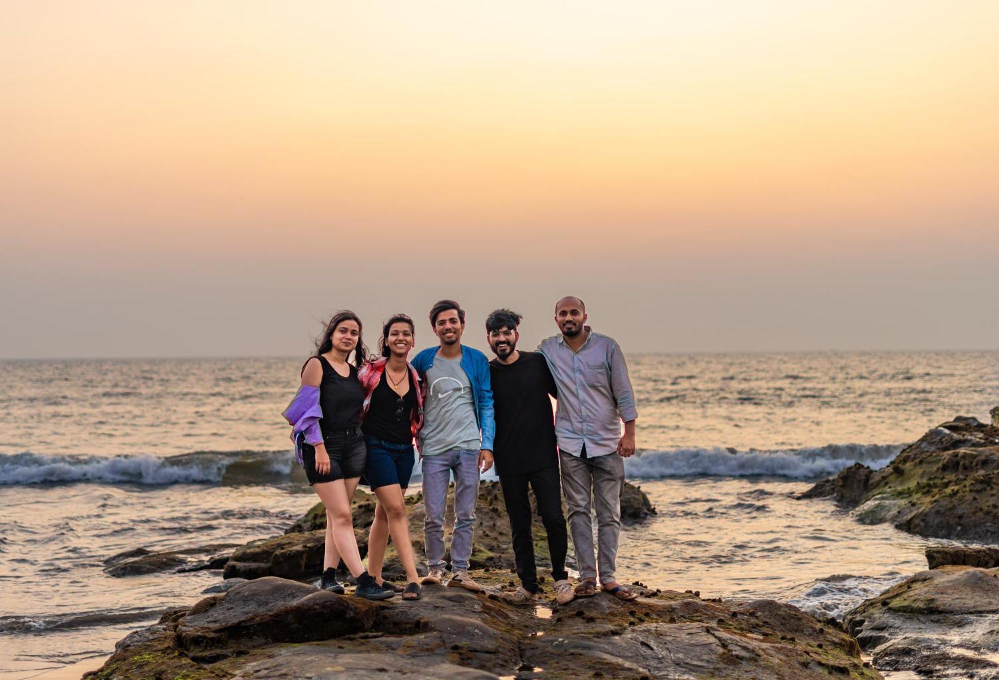 Madpackers Goa Anjuna - Bar Εξωτερικό φωτογραφία